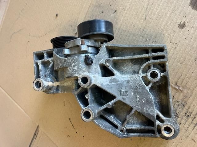 bontott OPEL INSIGNIA Tartó Bak