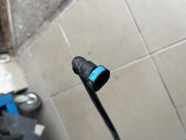 bontott OPEL INSIGNIA Üzemanyagcső