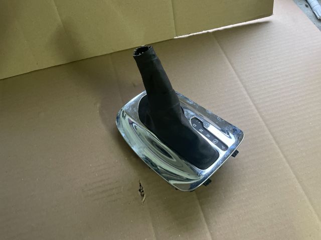 bontott OPEL INSIGNIA Váltószoknya