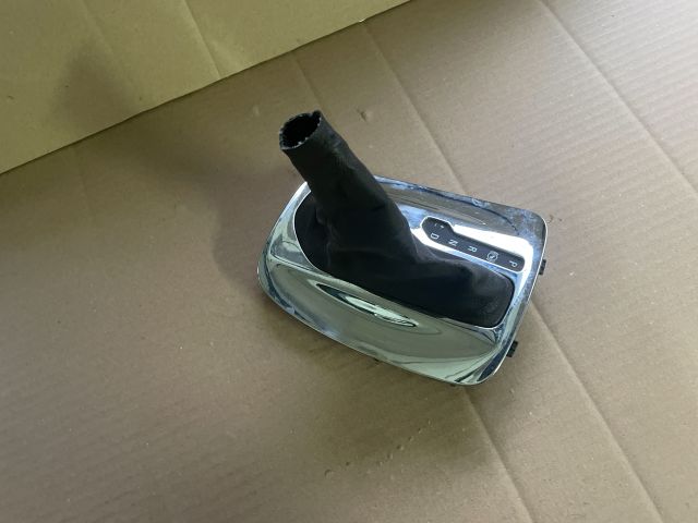 bontott OPEL INSIGNIA Váltószoknya