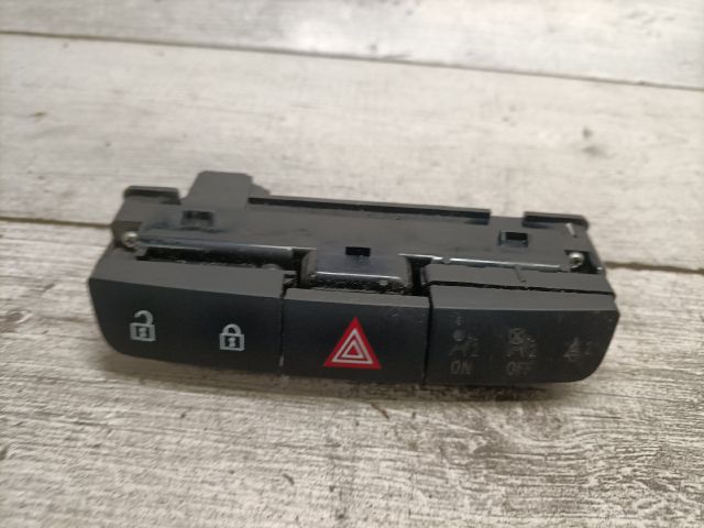 bontott OPEL INSIGNIA Vészvillogó Kapcsoló