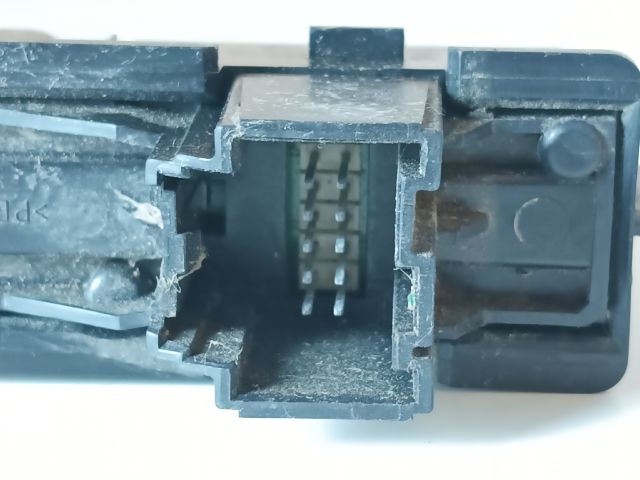 bontott OPEL INSIGNIA Vészvillogó Kapcsoló