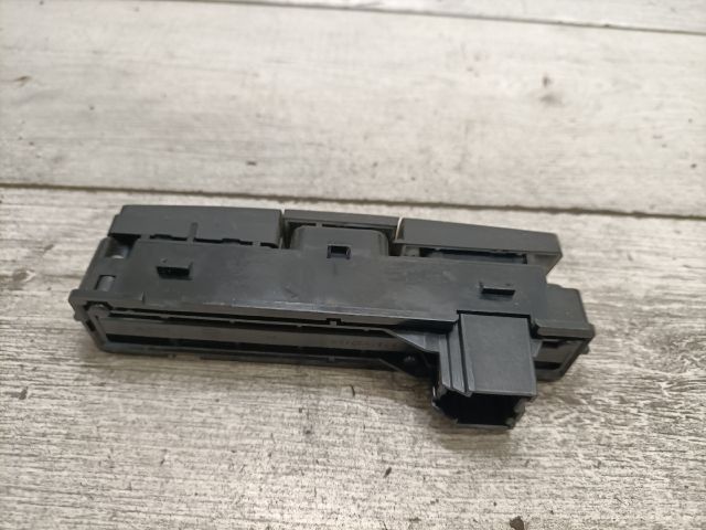 bontott OPEL INSIGNIA Vészvillogó Kapcsoló