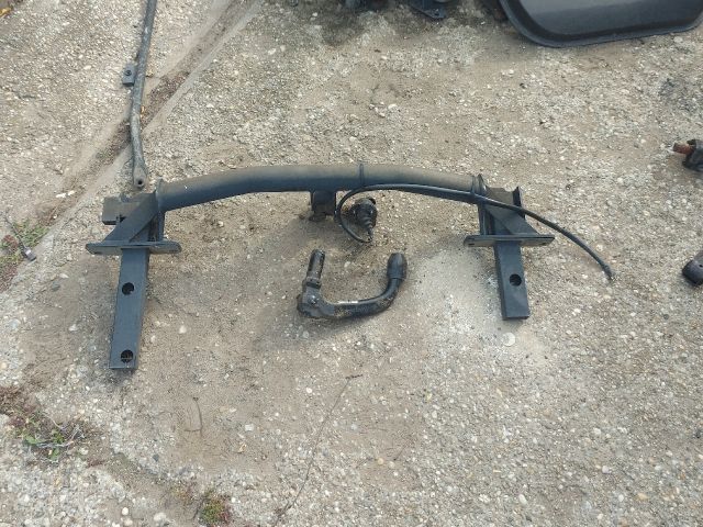 bontott OPEL INSIGNIA Vonóhorog Fej