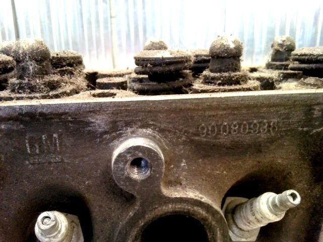 bontott OPEL KADETT Hengerfej