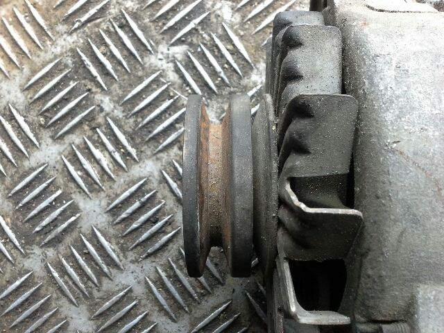 bontott OPEL KADETT Generátor