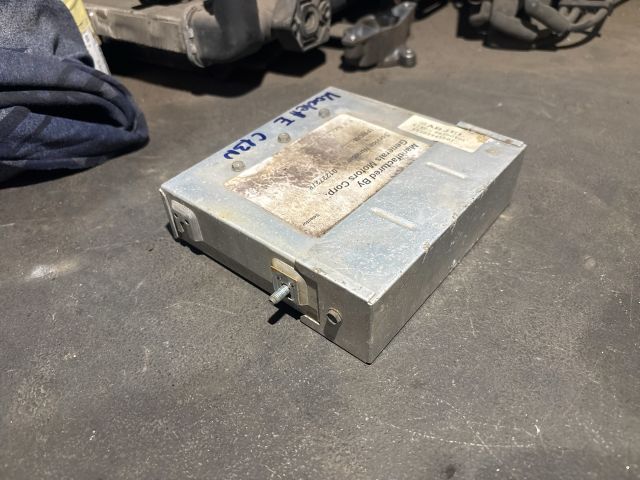 bontott OPEL KADETT Motorvezérlő