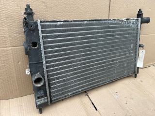 bontott OPEL KADETT Vízhűtő Radiátor (Nem klímás)