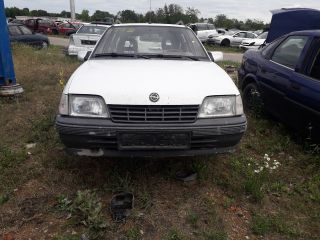 bontott OPEL KADETT Jobb Féltengely