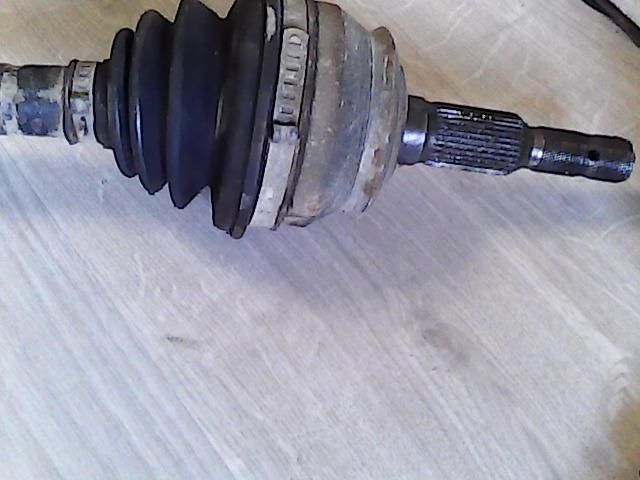 bontott OPEL KADETT Bal Féltengely