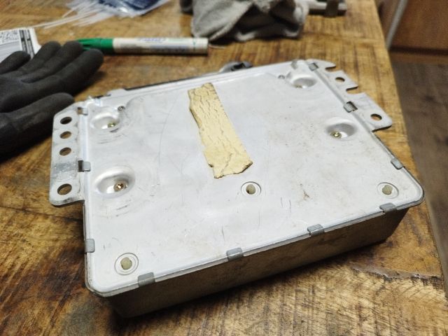 bontott OPEL KADETT Motorvezérlő