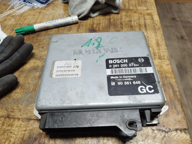 bontott OPEL KADETT Motorvezérlő