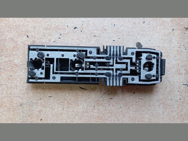 bontott OPEL KADETT Bal Hátsó Lámpa Foglalat