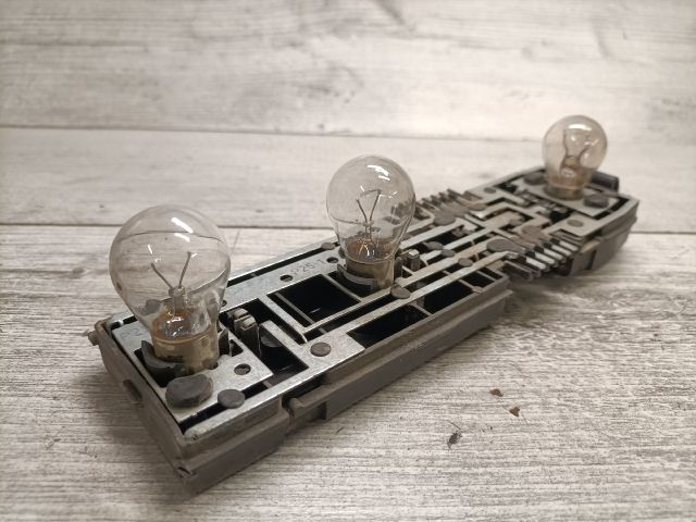 bontott OPEL KADETT Bal Hátsó Lámpa Foglalat