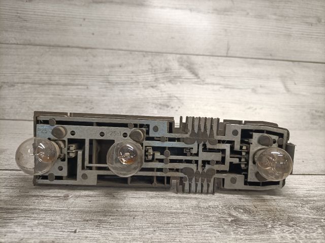 bontott OPEL KADETT Bal Hátsó Lámpa Foglalat