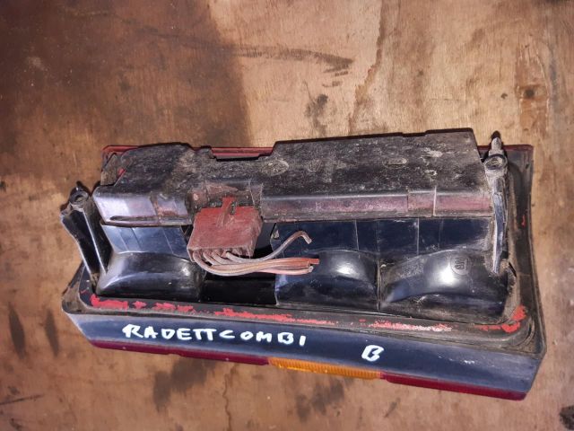 bontott OPEL KADETT Bal Hátsó Lámpa