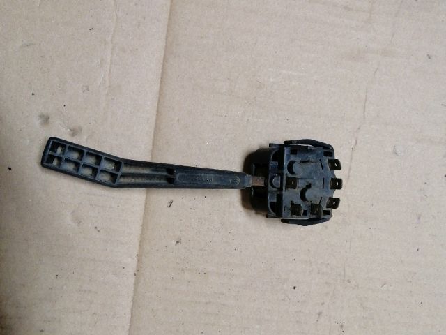 bontott OPEL KADETT Bal Kormánykapcsoló Irányjelző