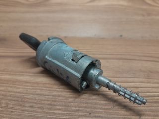 bontott OPEL KADETT Gyújtáskapcsoló Zárbetét