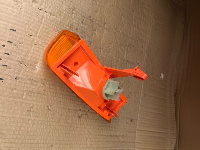 bontott OPEL KADETT Jobb első Irányjelző