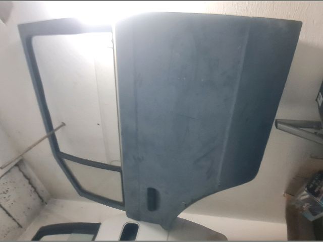 bontott OPEL KADETT Jobb hátsó Fixüveg (Ajtóban)