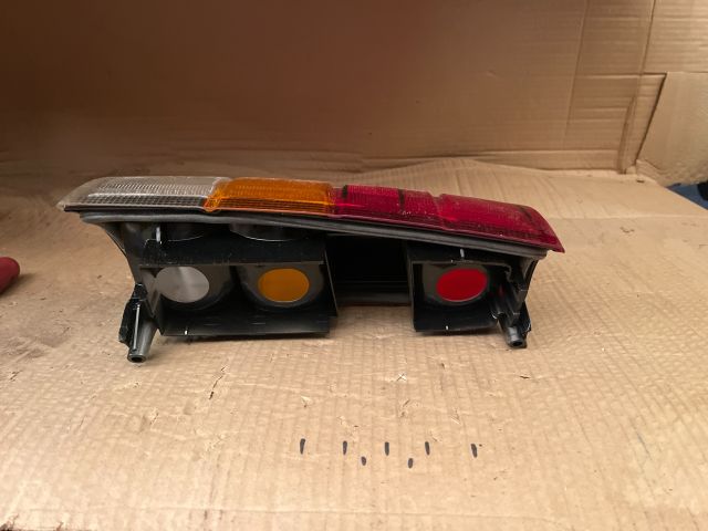 bontott OPEL KADETT Jobb Hátsó Lámpa