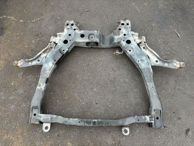 bontott OPEL KARL Első Bölcső