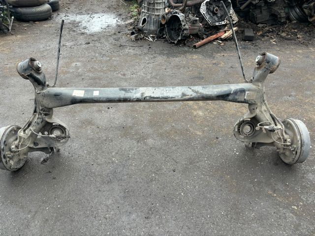 bontott OPEL KARL Hátsó Híd (Dobfékes)