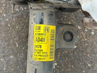 bontott OPEL KARL Jobb első Lengéscsillapító