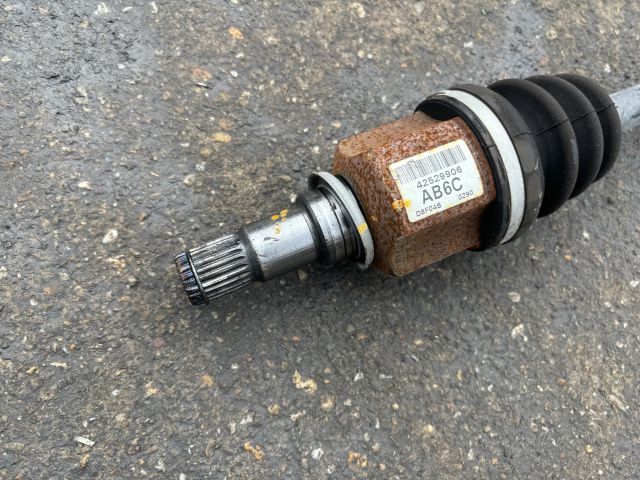 bontott OPEL KARL Jobb Féltengely