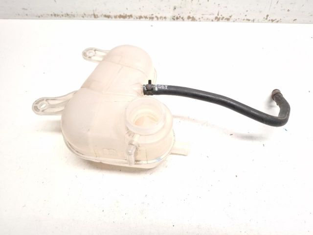 bontott OPEL KARL Kiegyenlítő Tartály