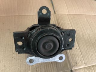 bontott OPEL KARL Motor Tartó Bak (Pozíciófüggetlen)