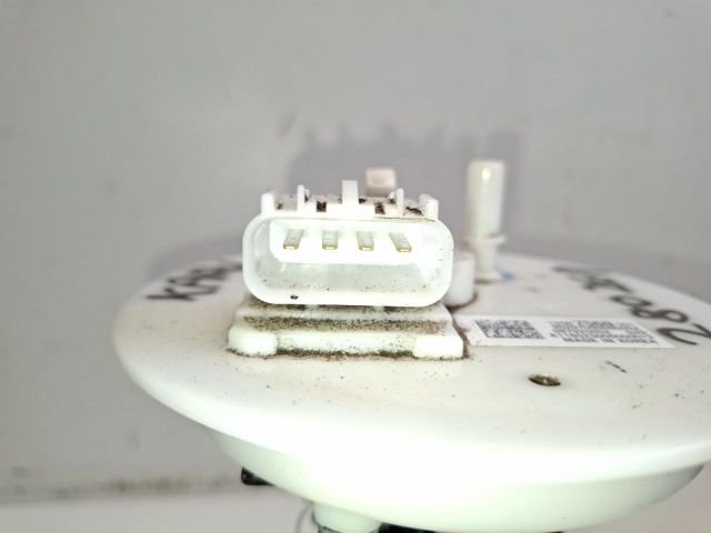 bontott OPEL KARL Üzemanyag Szivattyú