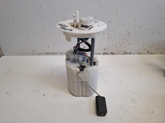 bontott OPEL KARL Üzemanyag Szivattyú