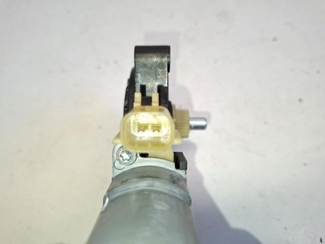 bontott OPEL KARL Bal első Ablakemelő Motor