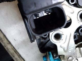 bontott OPEL KARL Bal első Ajtózár