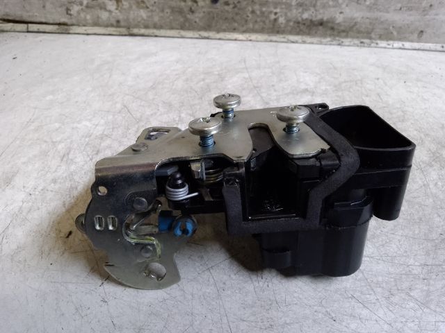 bontott OPEL KARL Bal első Ajtózár