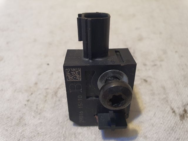 bontott OPEL KARL Bal első Oldal Ütközés Érzékelő