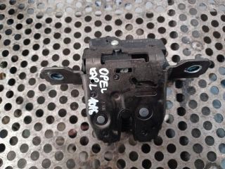 bontott OPEL KARL Csomagtérajtó Zárszerkezet