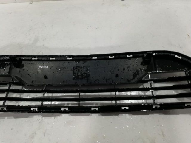 bontott OPEL KARL Első Lökhárító Alsó Középső Díszrács