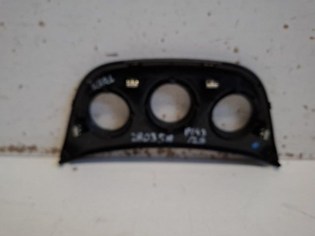 bontott OPEL KARL Fűtéskapcsoló Keret