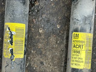 bontott OPEL KARL Hátsó Lengéscsillapító Pár