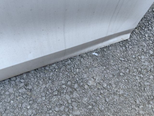 bontott OPEL KARL Jobb első Ajtó (Üres lemez)