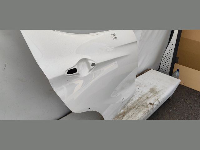 bontott OPEL KARL Jobb hátsó Ajtó (Üres lemez)