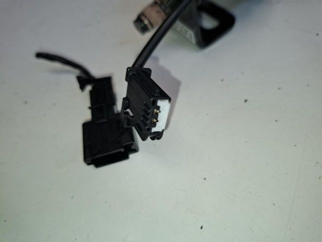 bontott OPEL KARL Jobb hátsó Biztonsági Öv Csat