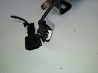 bontott OPEL KARL Jobb hátsó Biztonsági Öv Csat