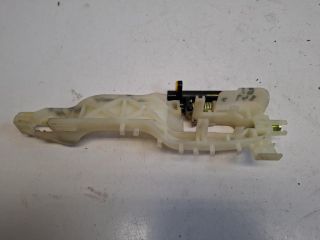 bontott OPEL KARL Jobb hátsó Külső Kilincsfészek