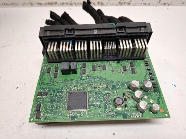 bontott OPEL KARL Komfort Elektronika