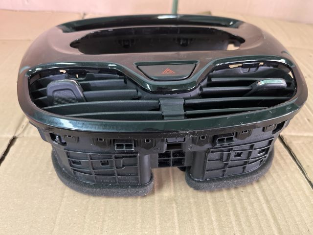 bontott OPEL KARL Középső Szellőző