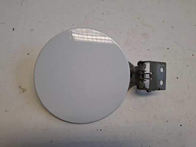 bontott OPEL KARL Tankajtó