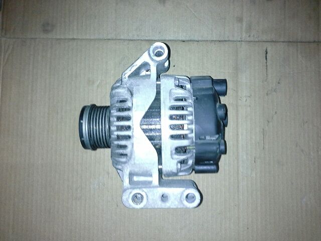 bontott OPEL MERIVA A Generátor